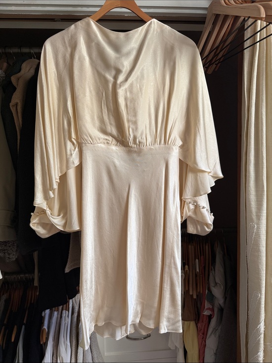 Shona Joy Dresses & Skirts - Shonajoy Ivory Satin Flutter Sleeve Mini Dress